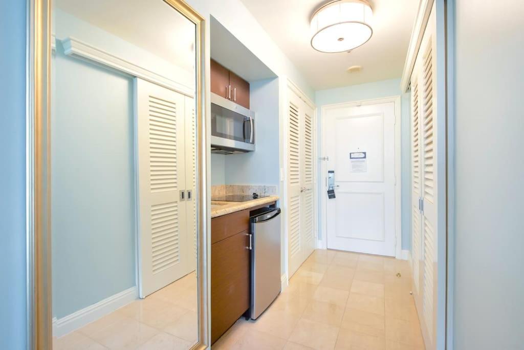 Charming 5 Star Condo Unit Situated At Ritz Carlton-Key Biscayne Miami Buitenkant foto
