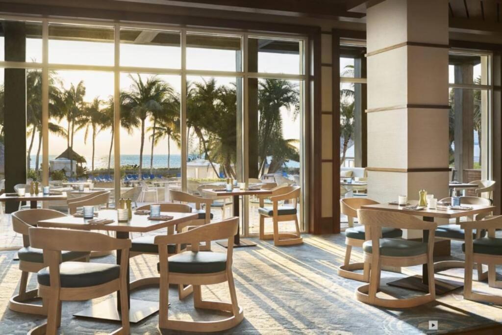 Charming 5 Star Condo Unit Situated At Ritz Carlton-Key Biscayne Miami Buitenkant foto