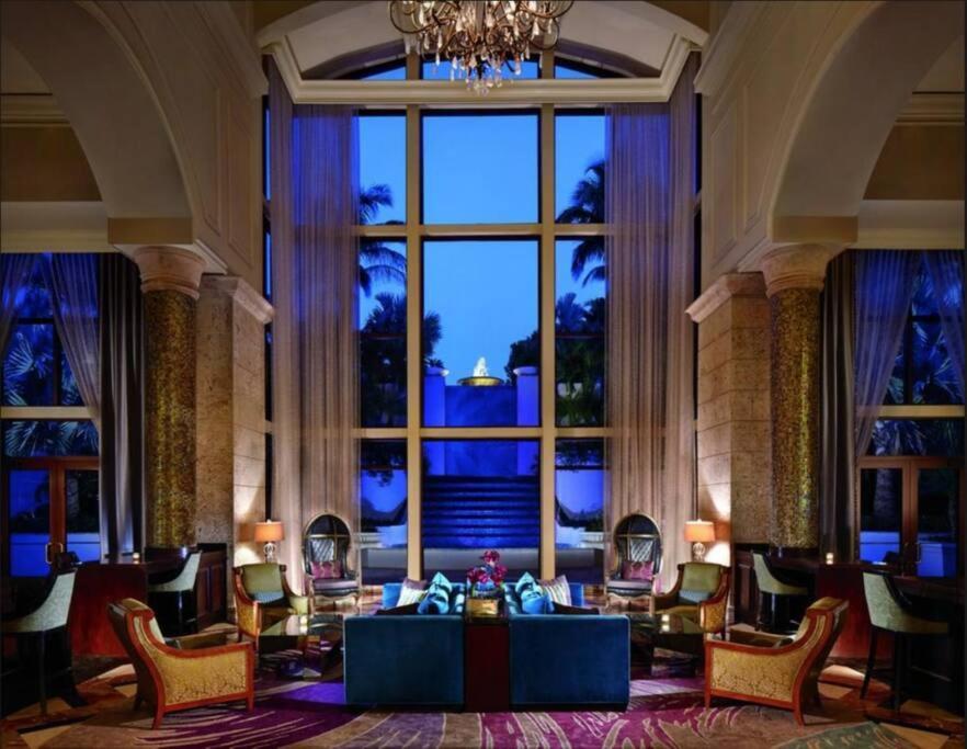 Charming 5 Star Condo Unit Situated At Ritz Carlton-Key Biscayne Miami Buitenkant foto