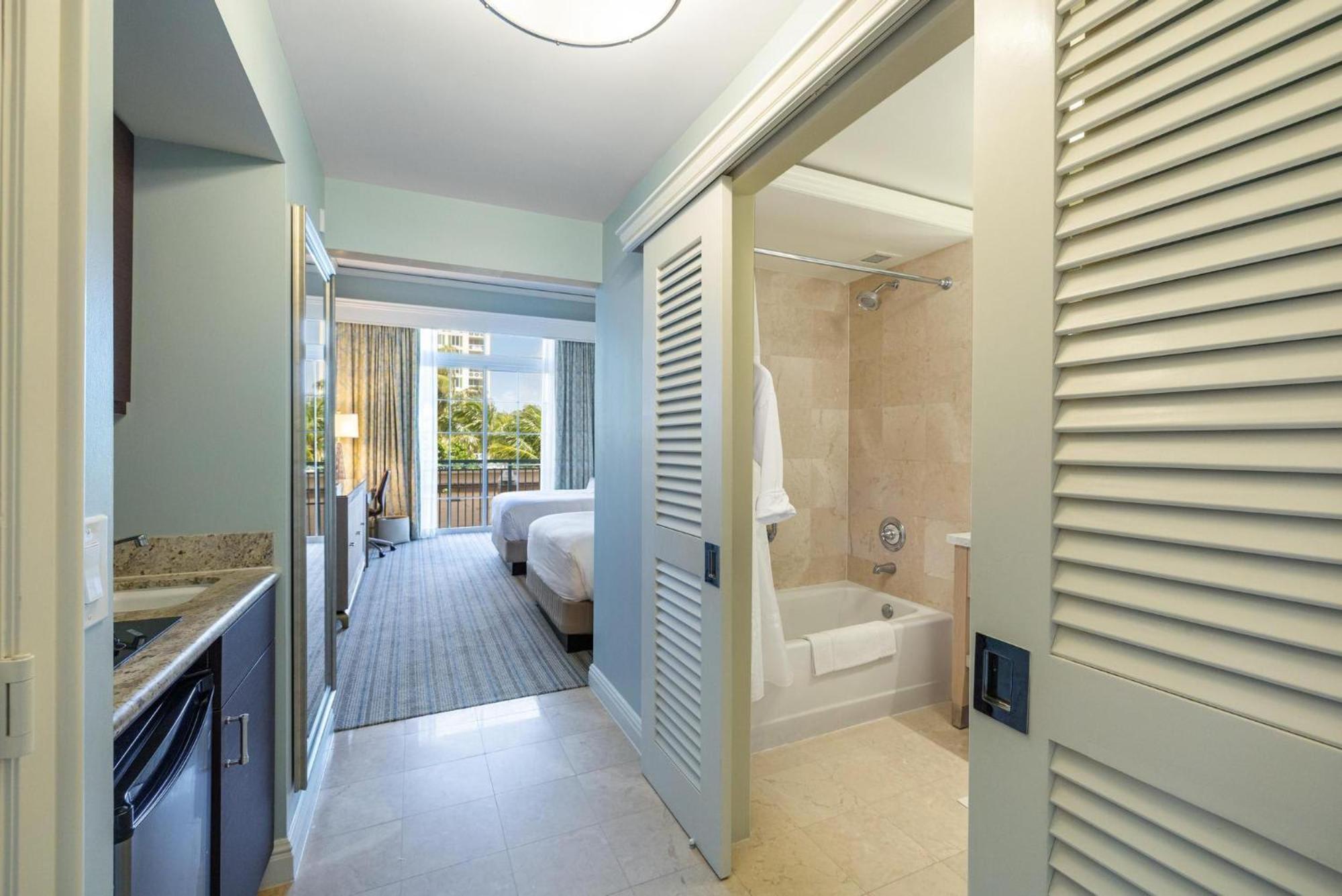 Charming 5 Star Condo Unit Situated At Ritz Carlton-Key Biscayne Miami Buitenkant foto